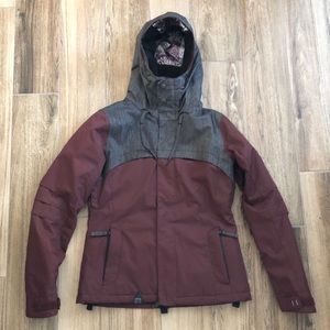 Women’s 686 burgundy snowboard jacket. Like new.